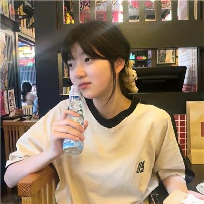 地狱美女 海报